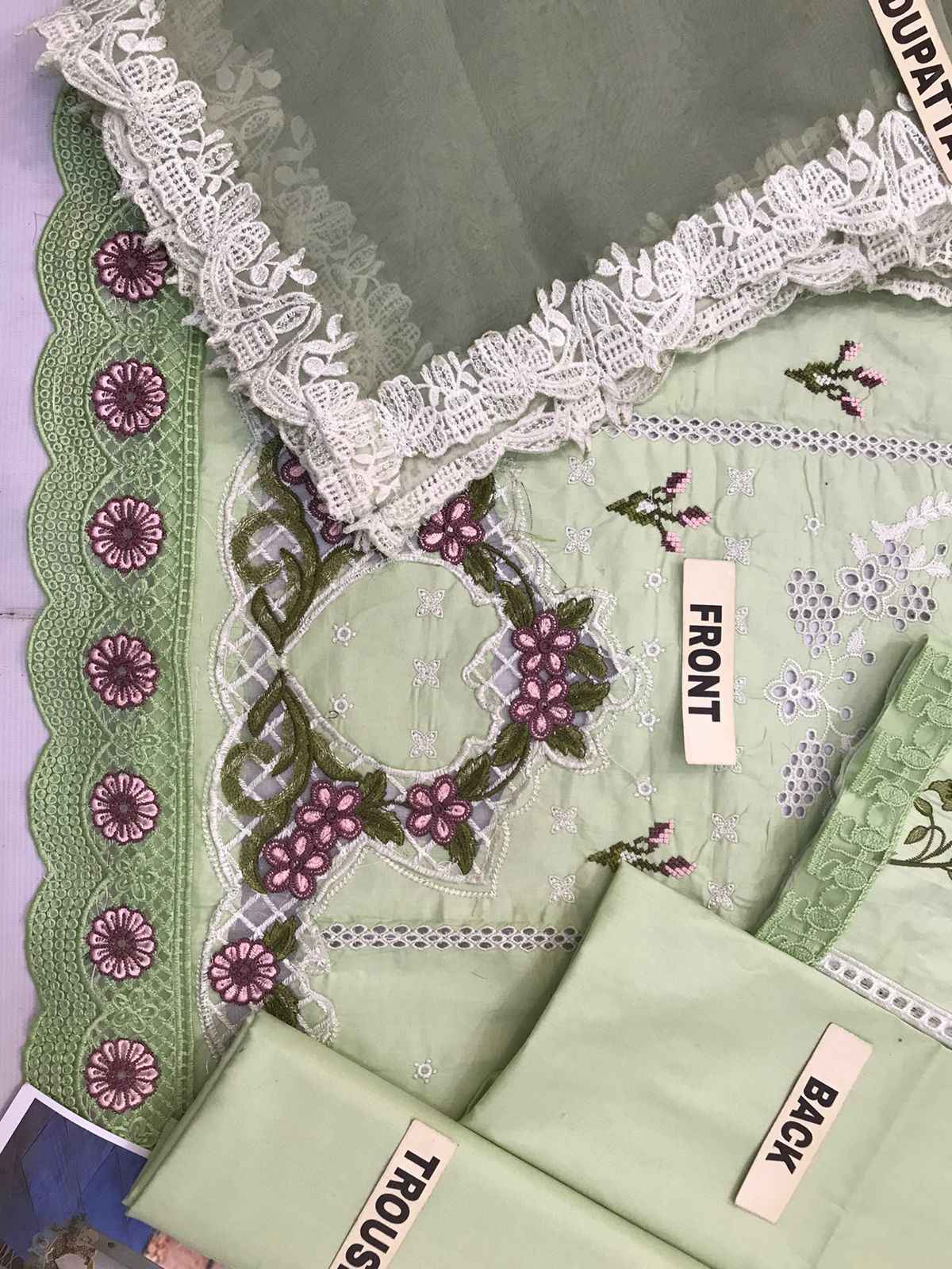 QALAMKAR LUXURY LAWN COLLECTION 2025