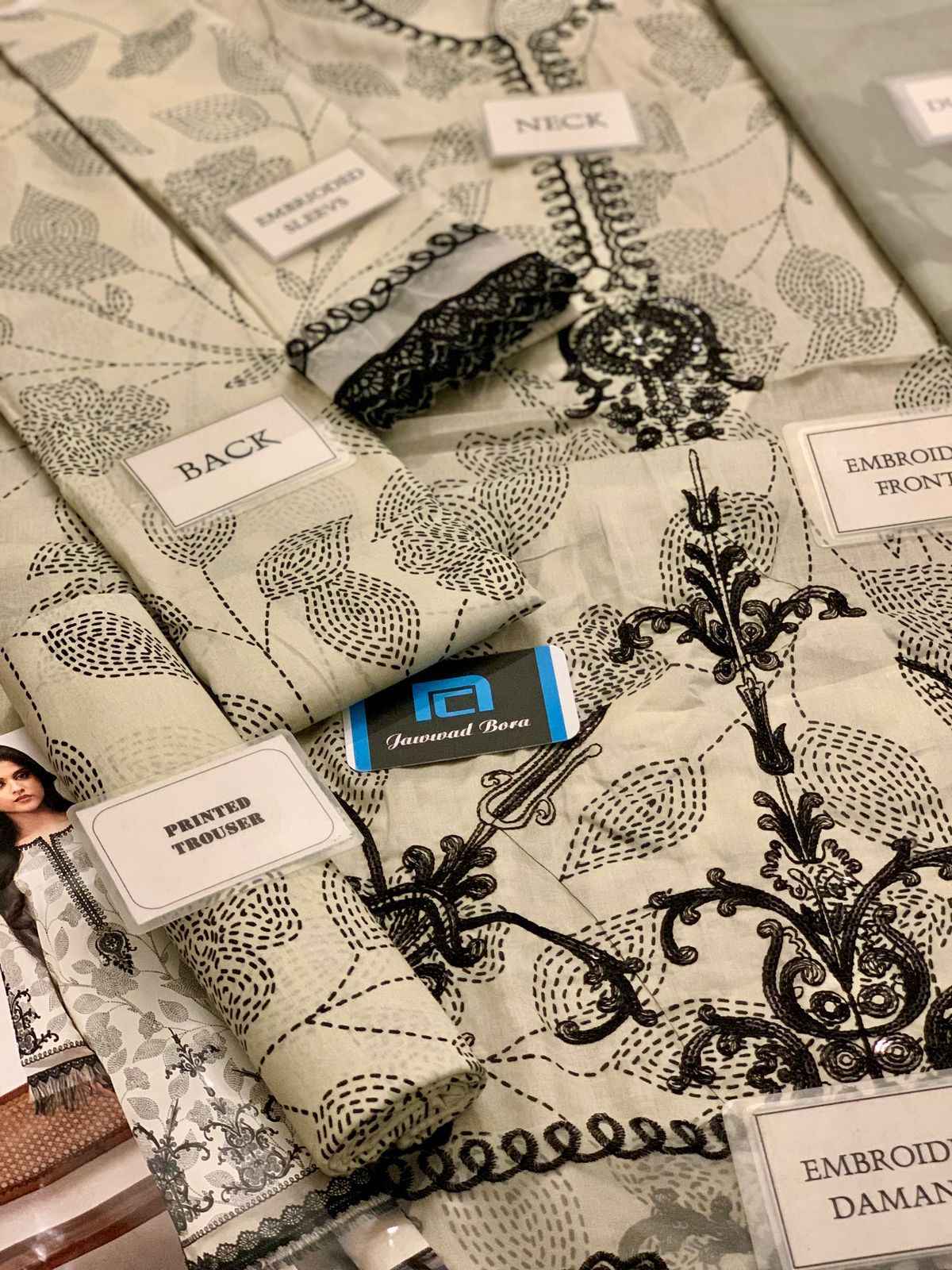 BIN ILYAS β Lawn Collection 2025