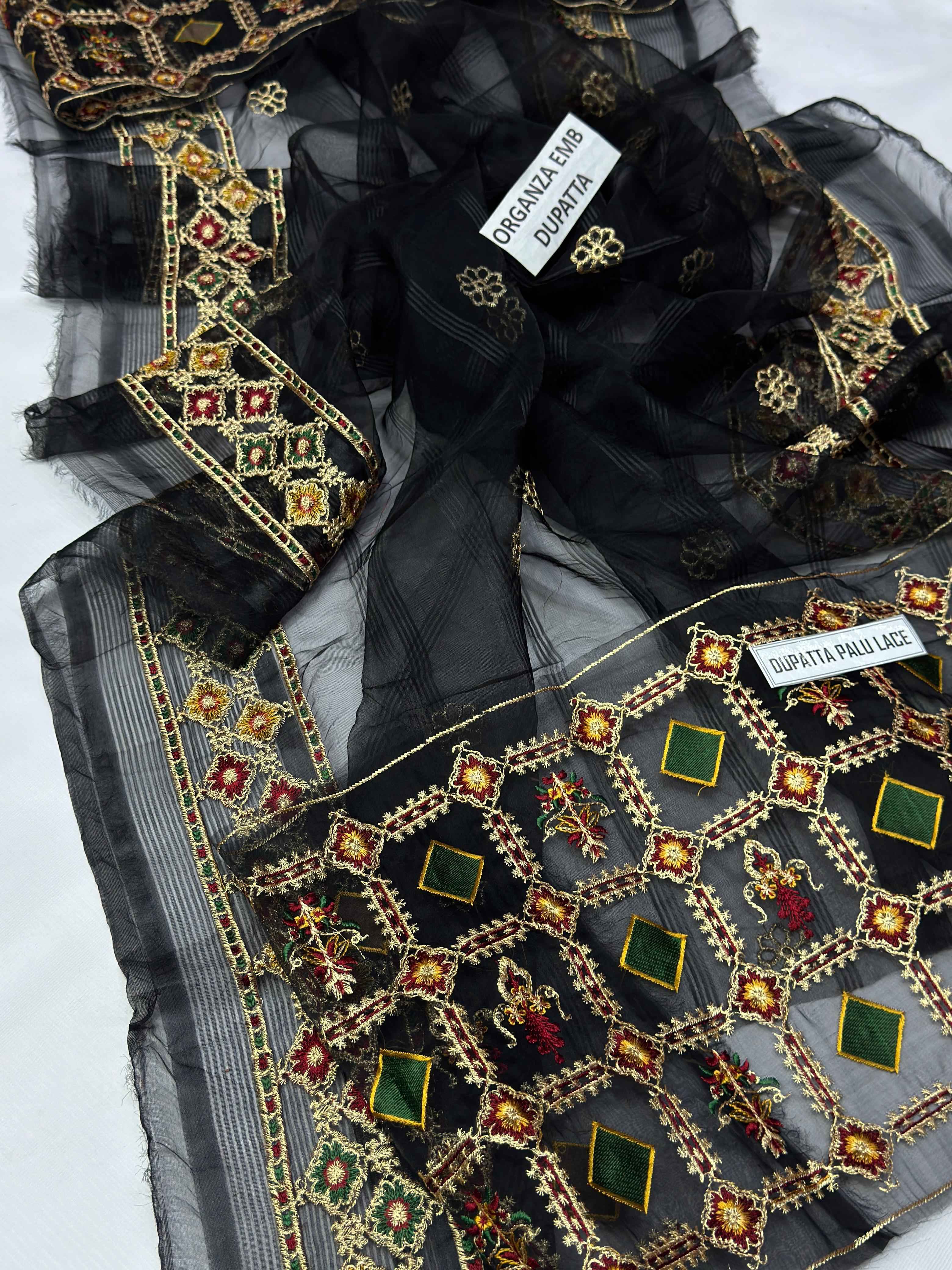 SUMMER COLLECTION 2025