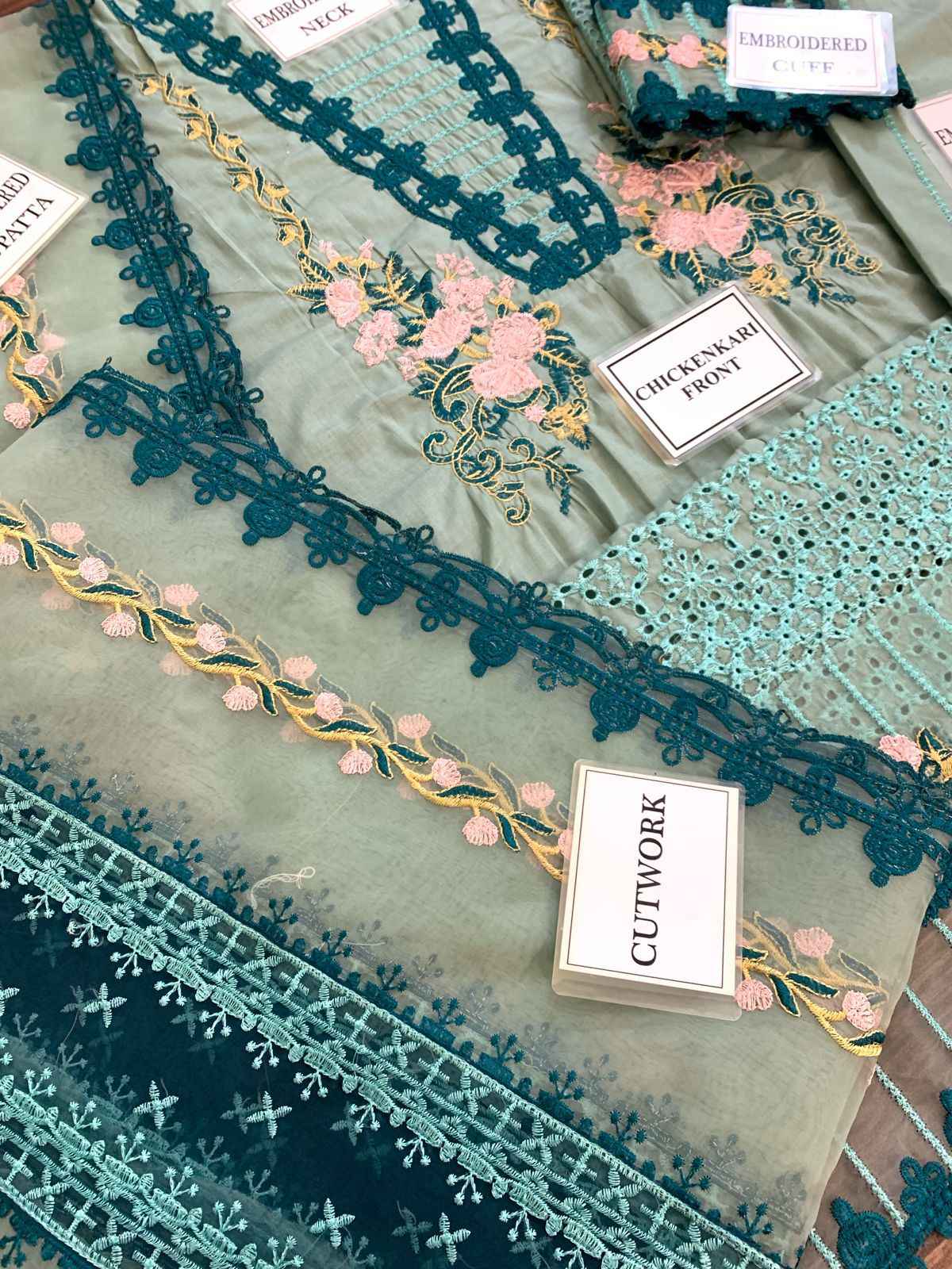 ADAN LIBAS – MOST HIT DESIGN